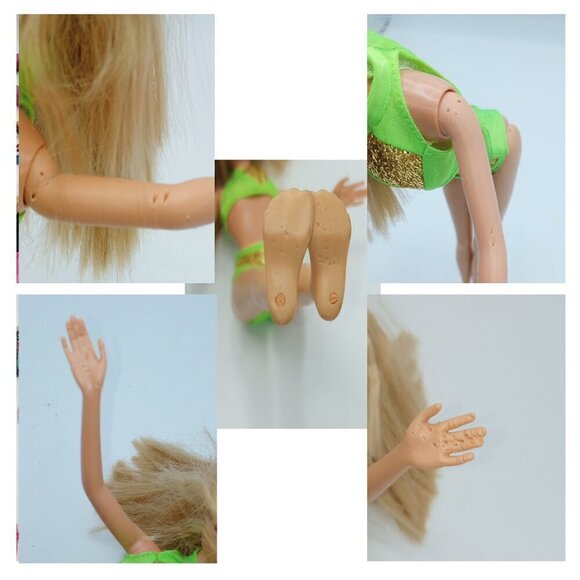 4 Barbies & 80pc Clothes & Accessories Lot - Picture 13 of 16